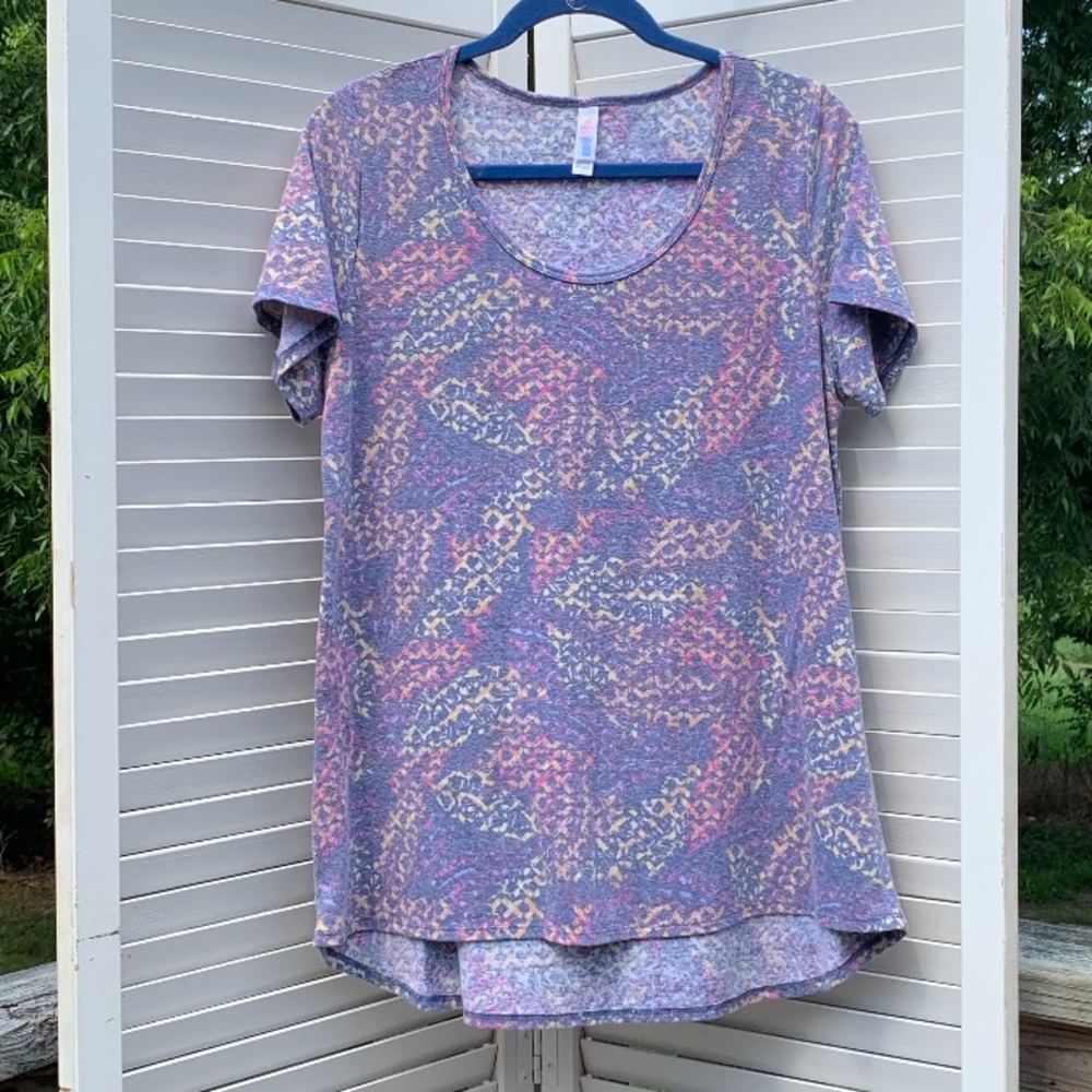 LuLaRoe Classic T